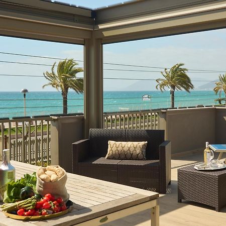 Apartmán Terrazza Sul Mare A Pietra Ligure Exteriér fotografie